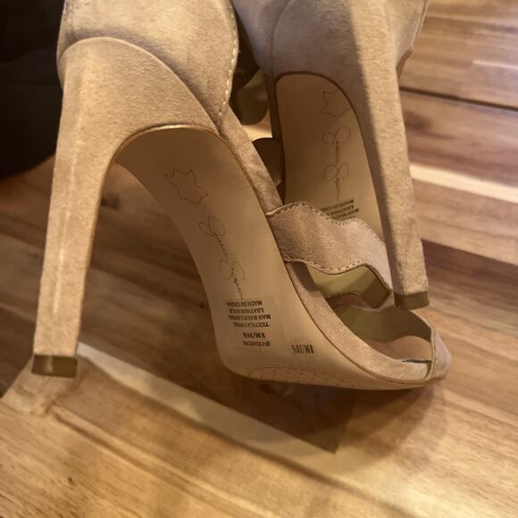 Jessica Simpson tan strappy chandri heels - size 8 - Picture 9 of 10
